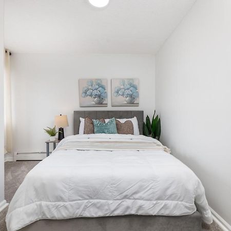 Beautiful 3 Bedroom Condo In Hartford! Экстерьер фото