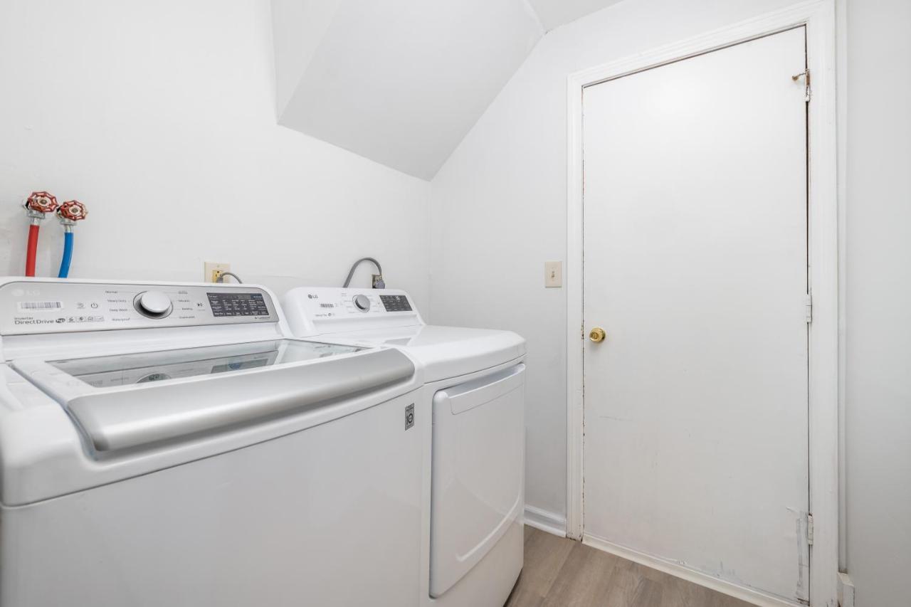 Beautiful 3 Bedroom Condo In Hartford! Экстерьер фото